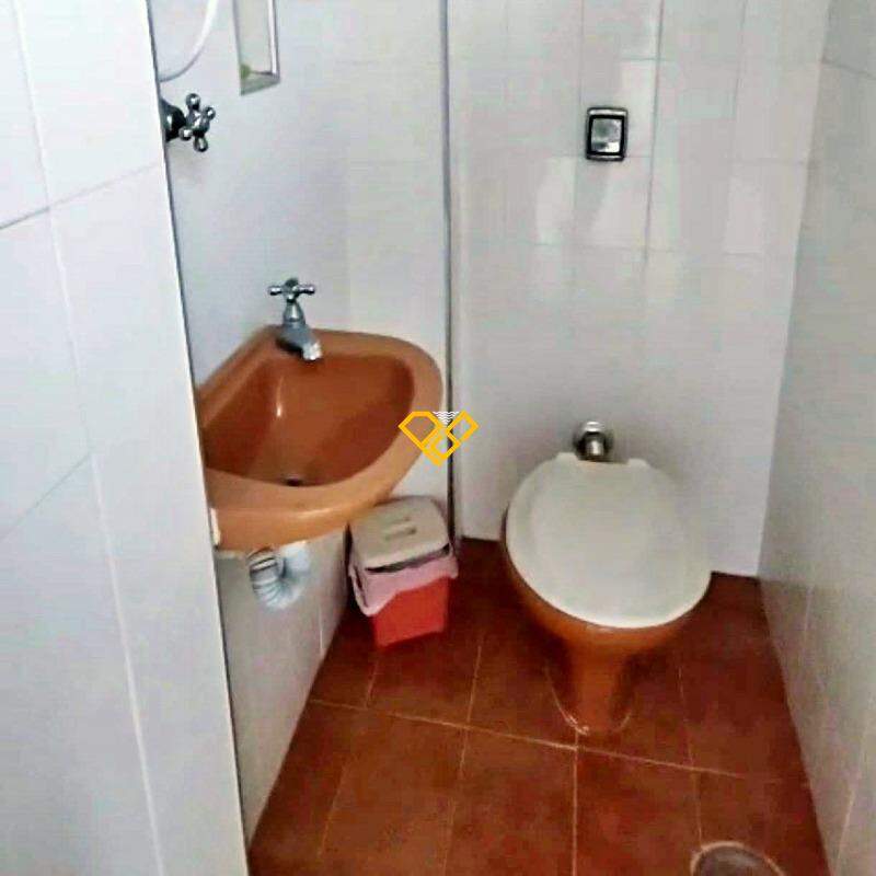Apartamento à venda no Boqueirão: Wc de serviço