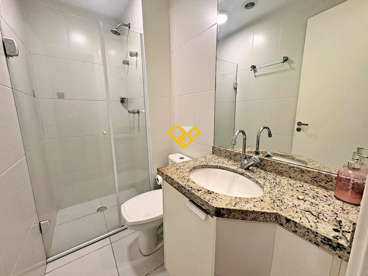 Apartamento para aluguel no José Menino: Wc social