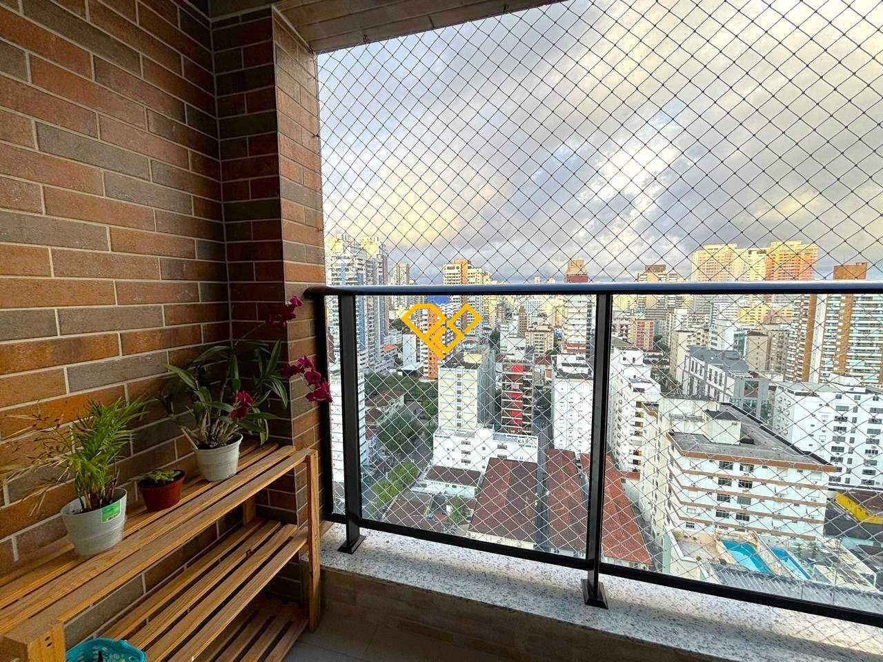 Apartamento à venda no Pompéia: Varanda