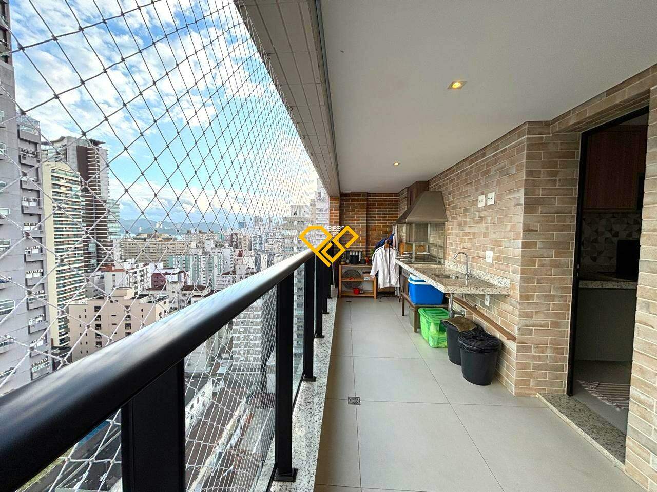 Apartamento à venda no Pompéia: Varanda