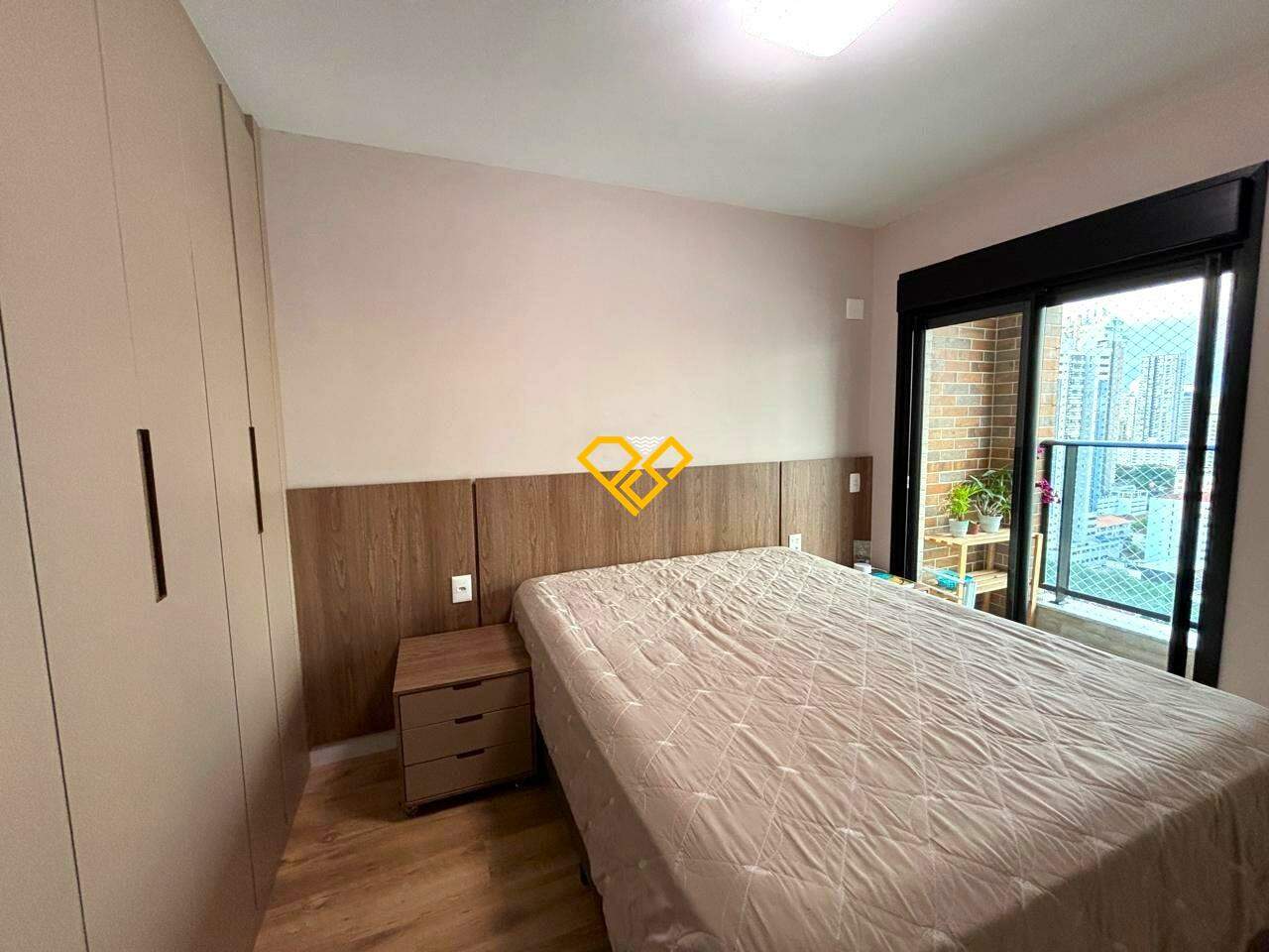 Apartamento à venda no Pompéia: Suíte 1
