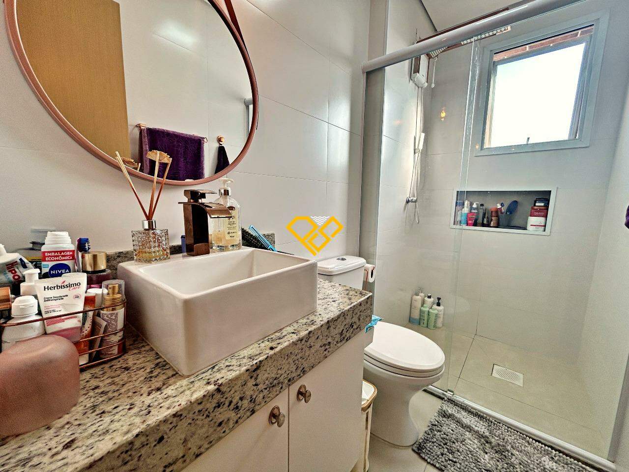 Apartamento à venda no Campo Grande: Wc social