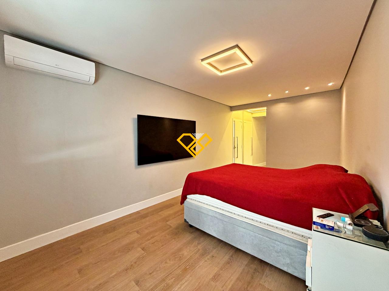 Apartamento Duplex à venda no Ponta da Praia: Dormitório 1 - suíte