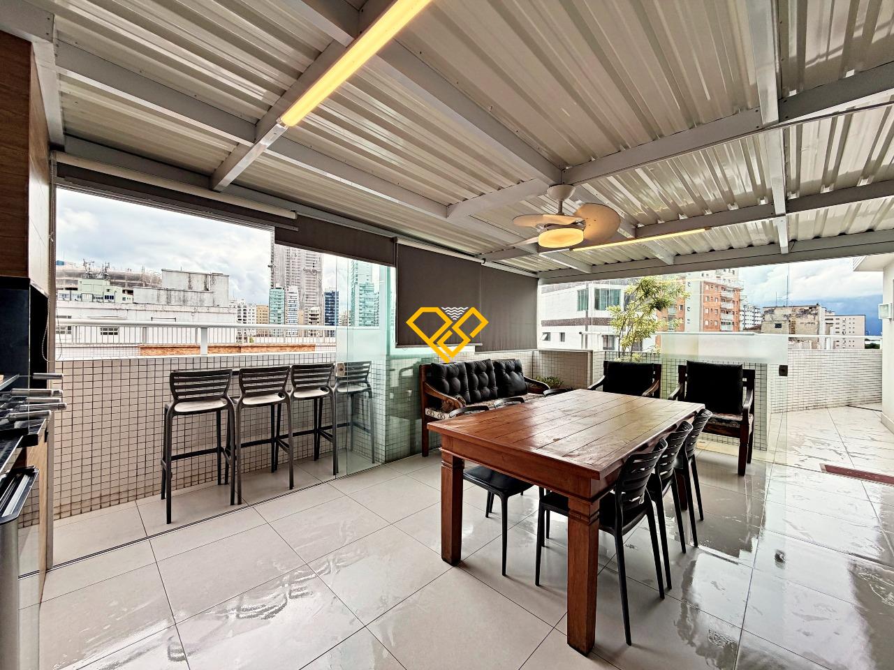 Apartamento Duplex à venda no Ponta da Praia: Área gourmet com churrasqueira