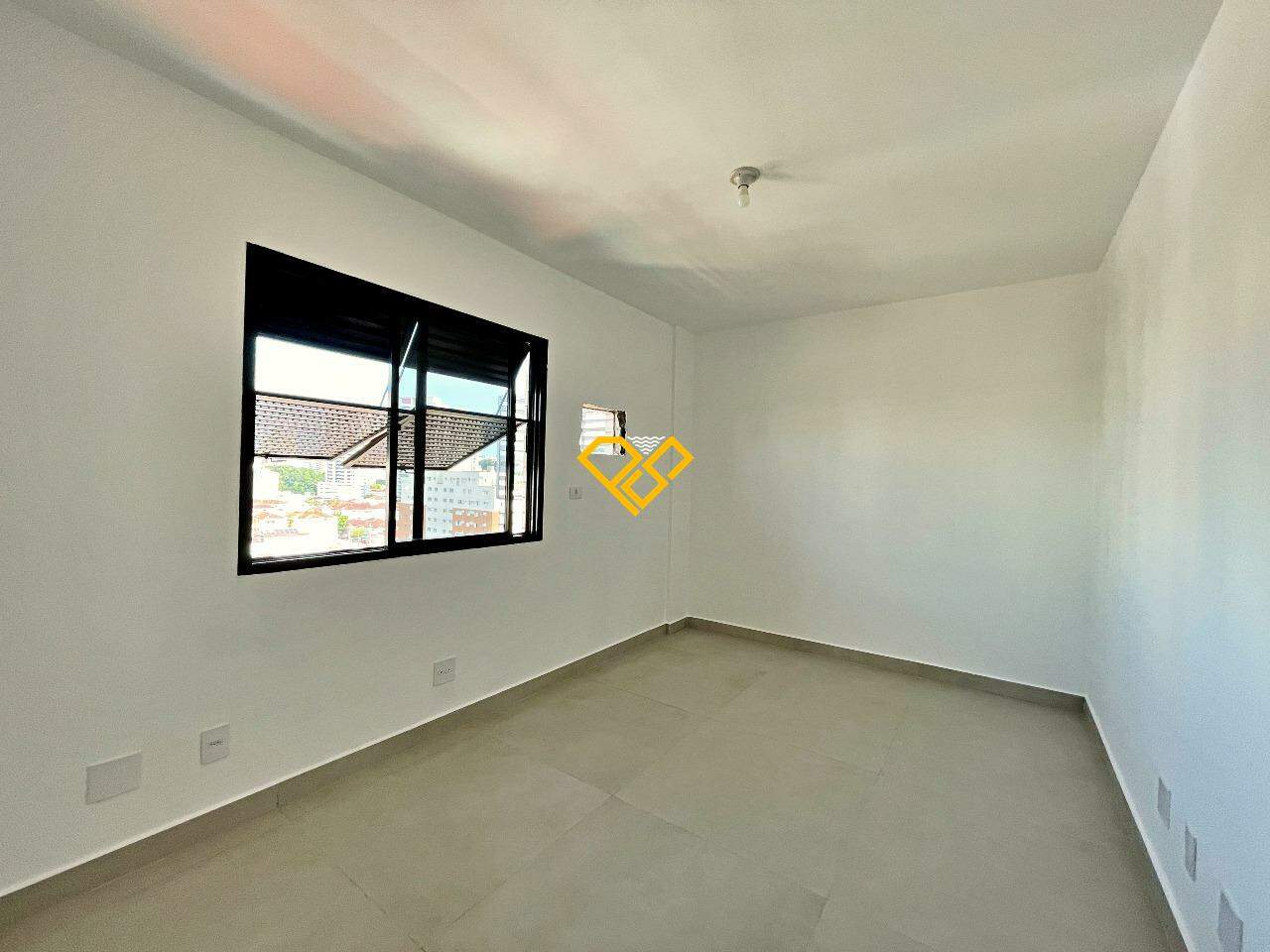 Apartamento para aluguel no Marapé: Dormitório 2