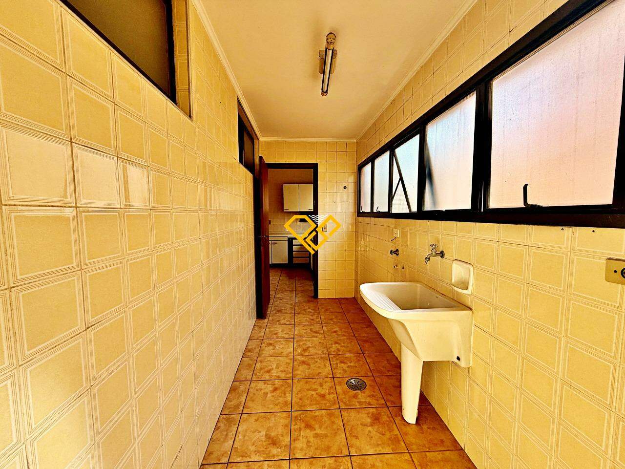 Apartamento à venda no Aparecida: Área de serviço
