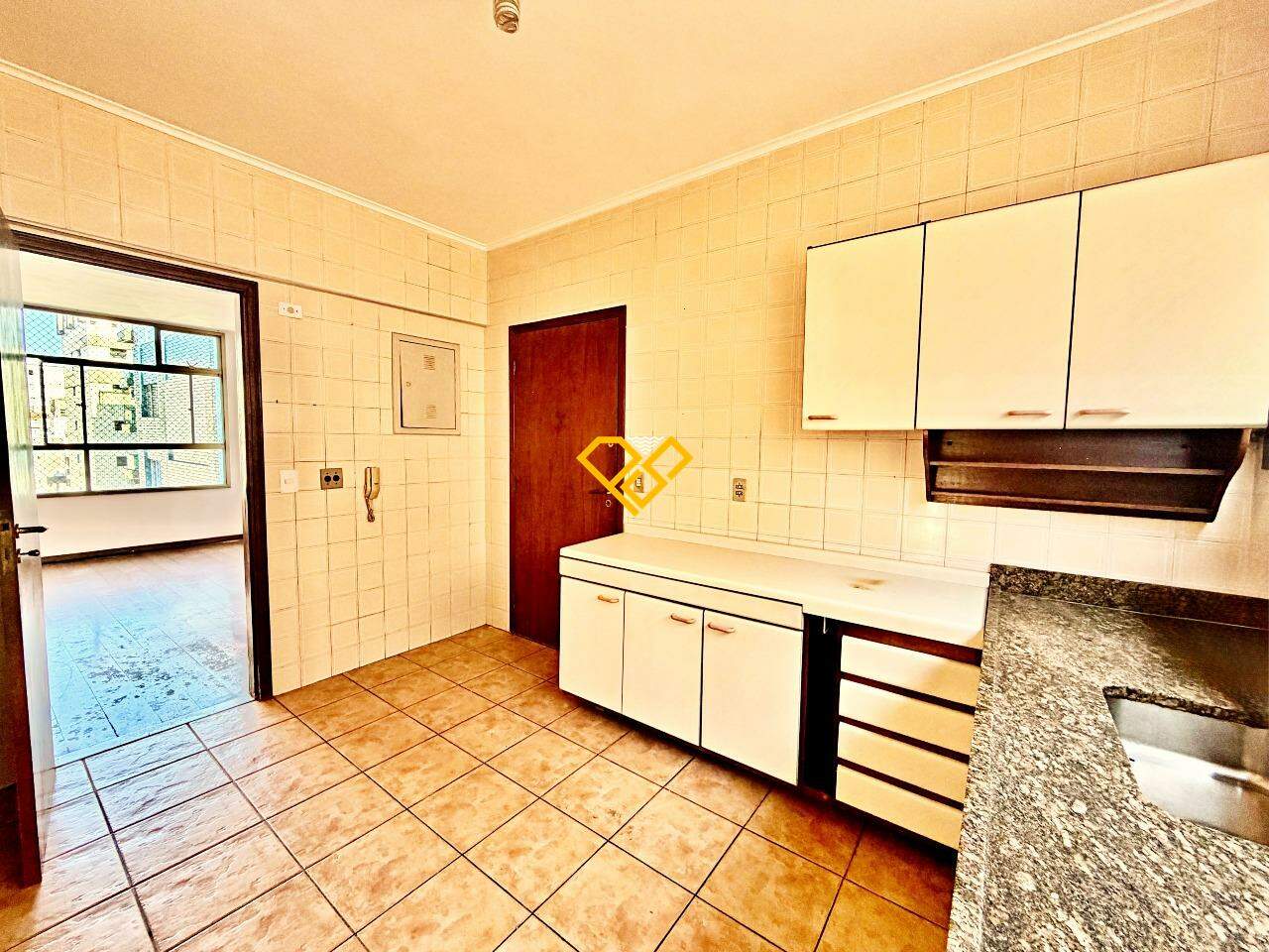 Apartamento à venda no Aparecida: Cozinha