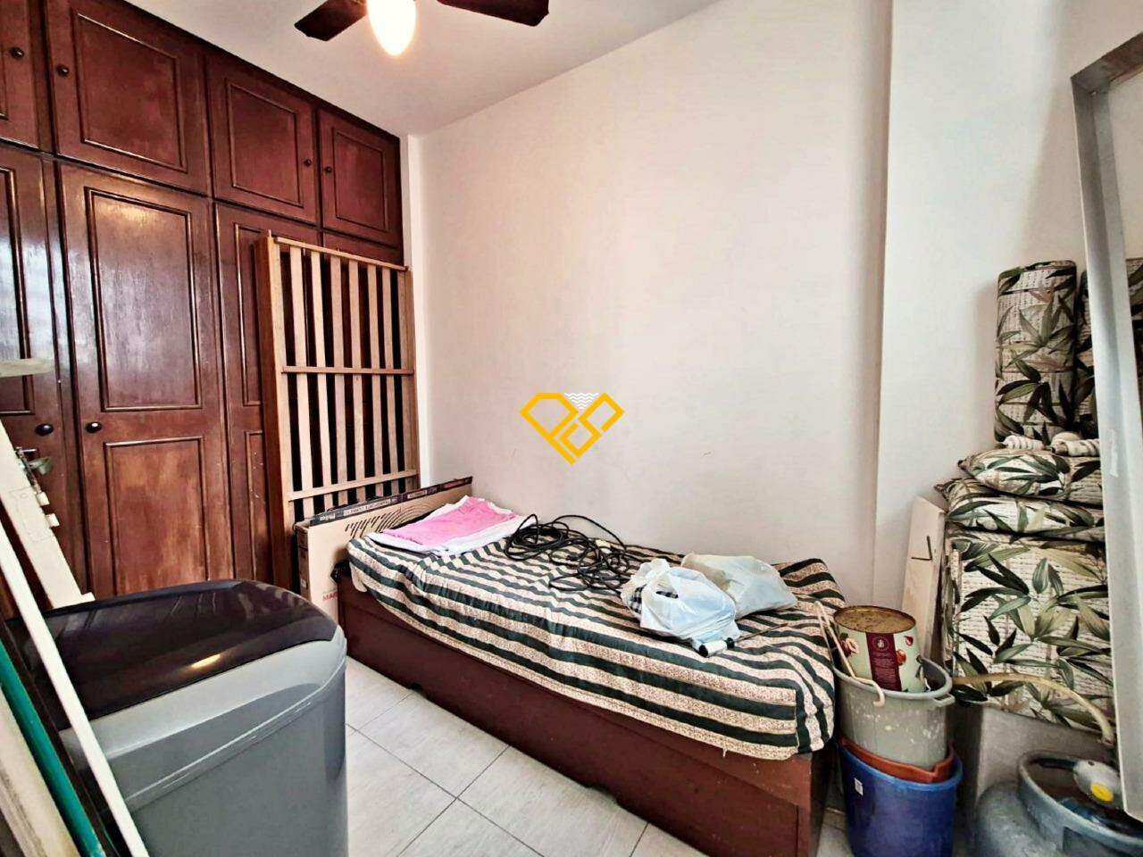 Apartamento à venda no José Menino: Dependência