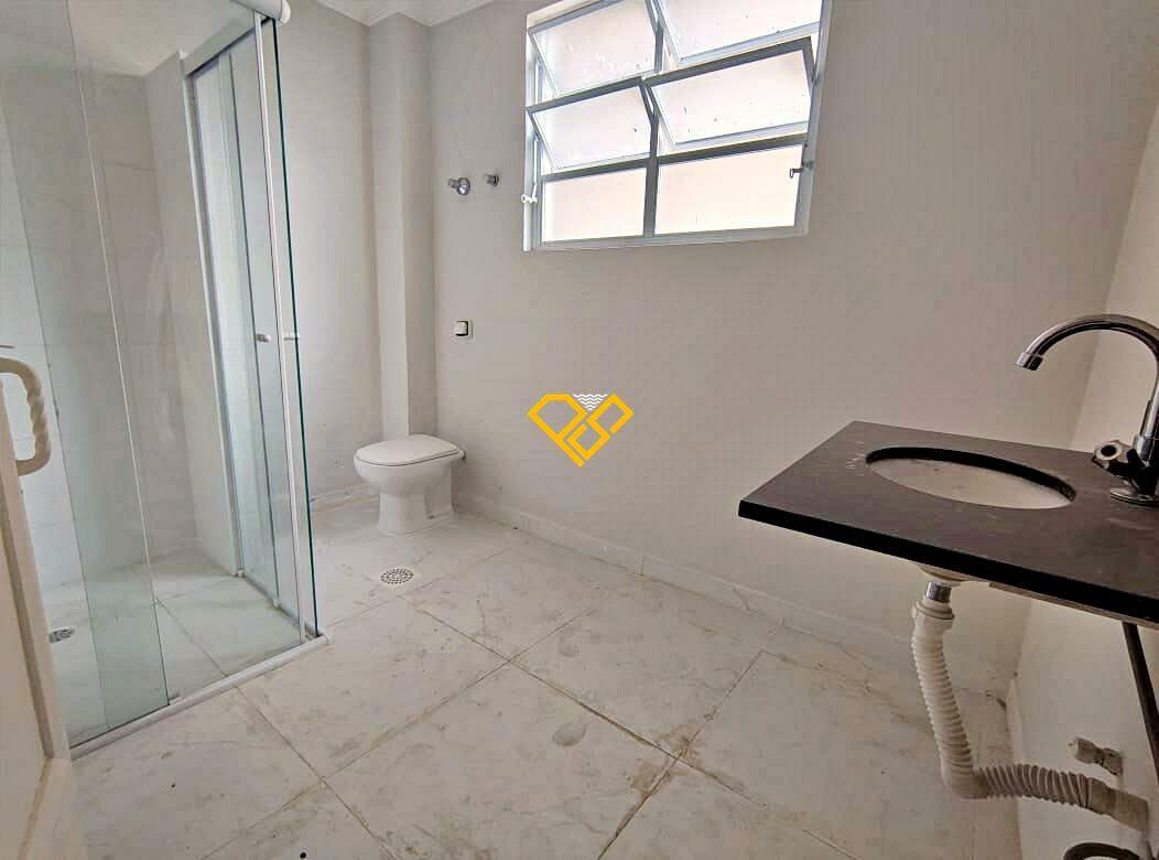 Apartamento à venda no Gonzaga: Wc suíte