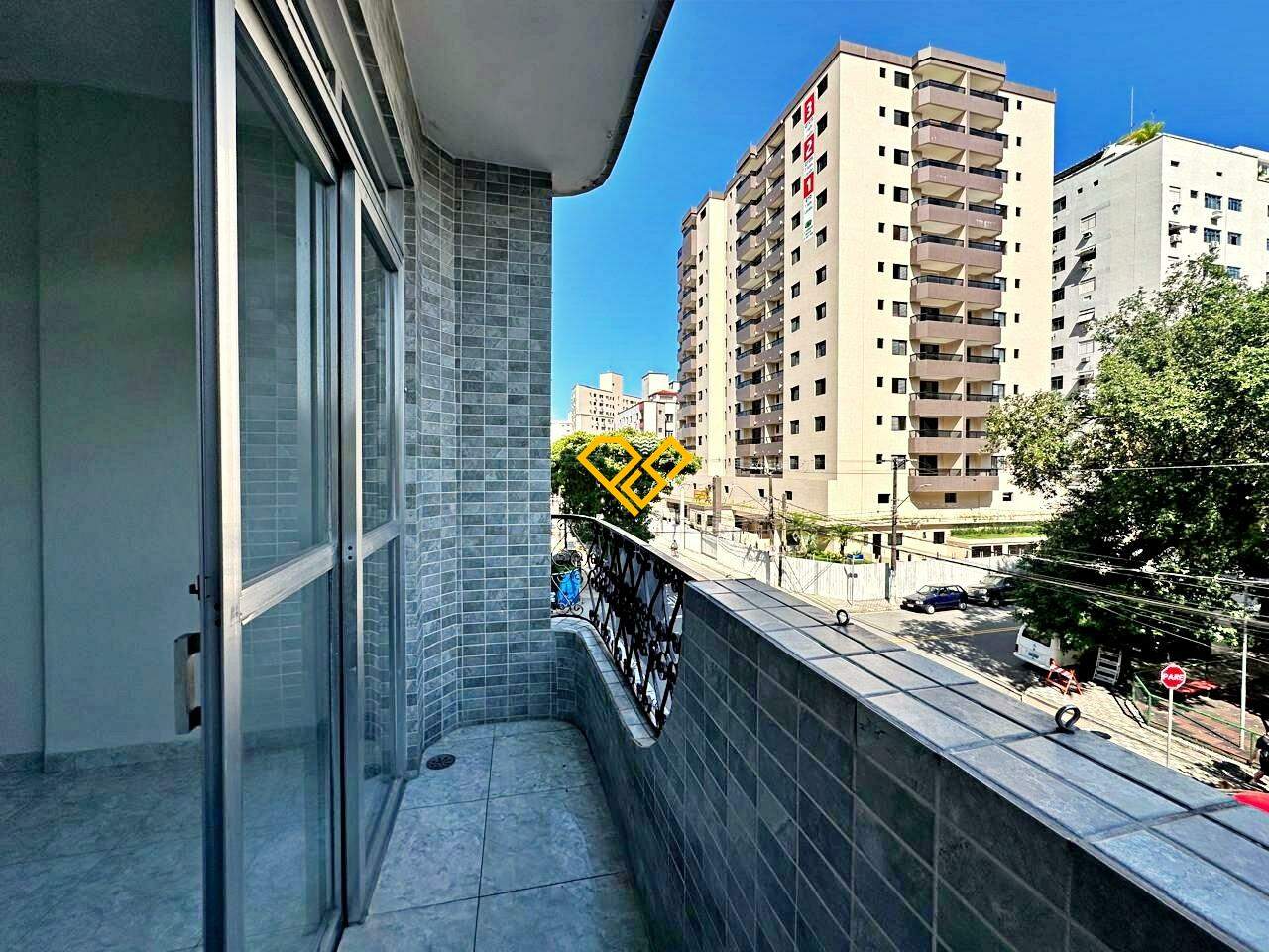 Apartamento à venda no Embaré: Varanda