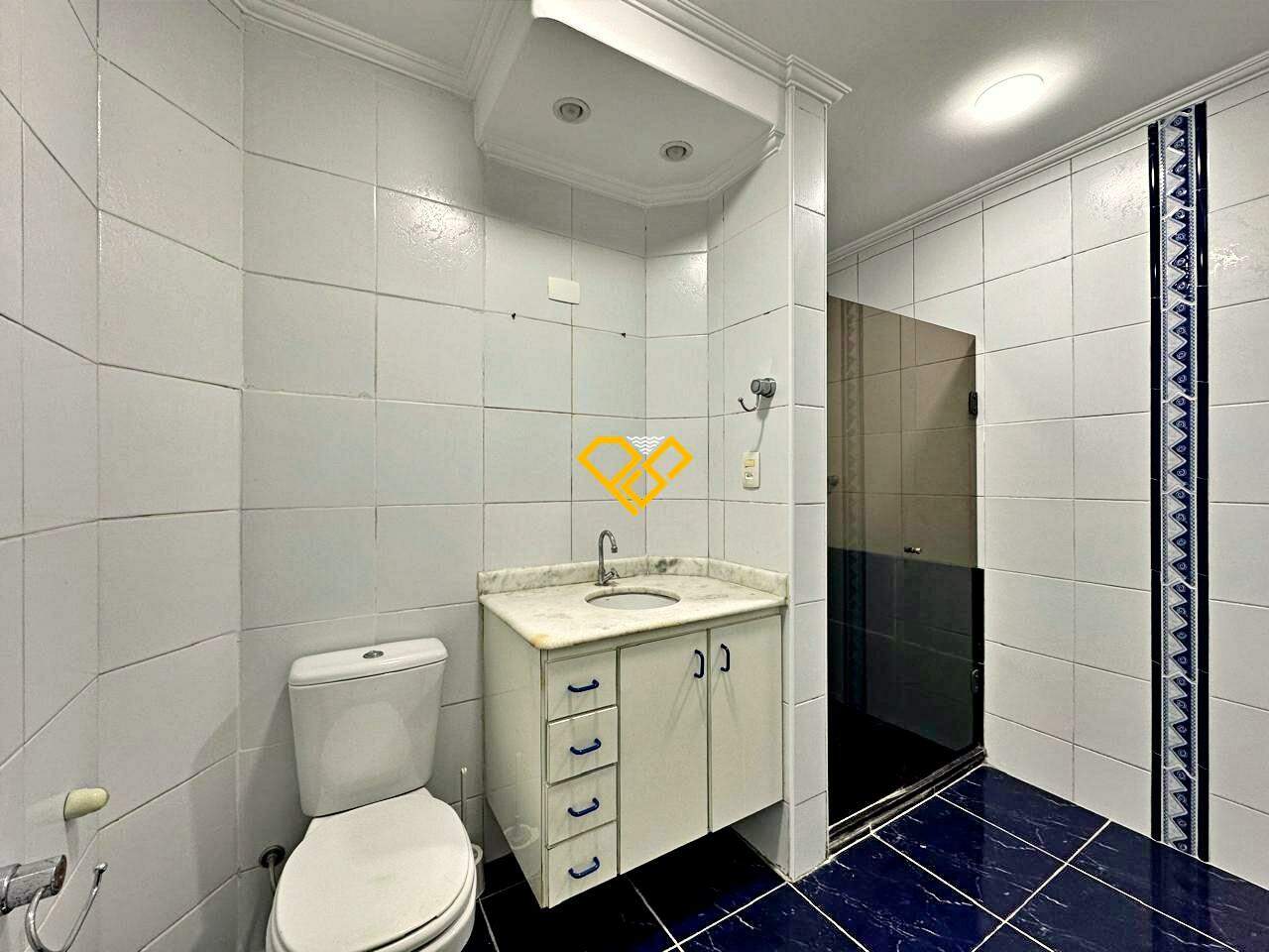 Apartamento à venda no Embaré: Wc social