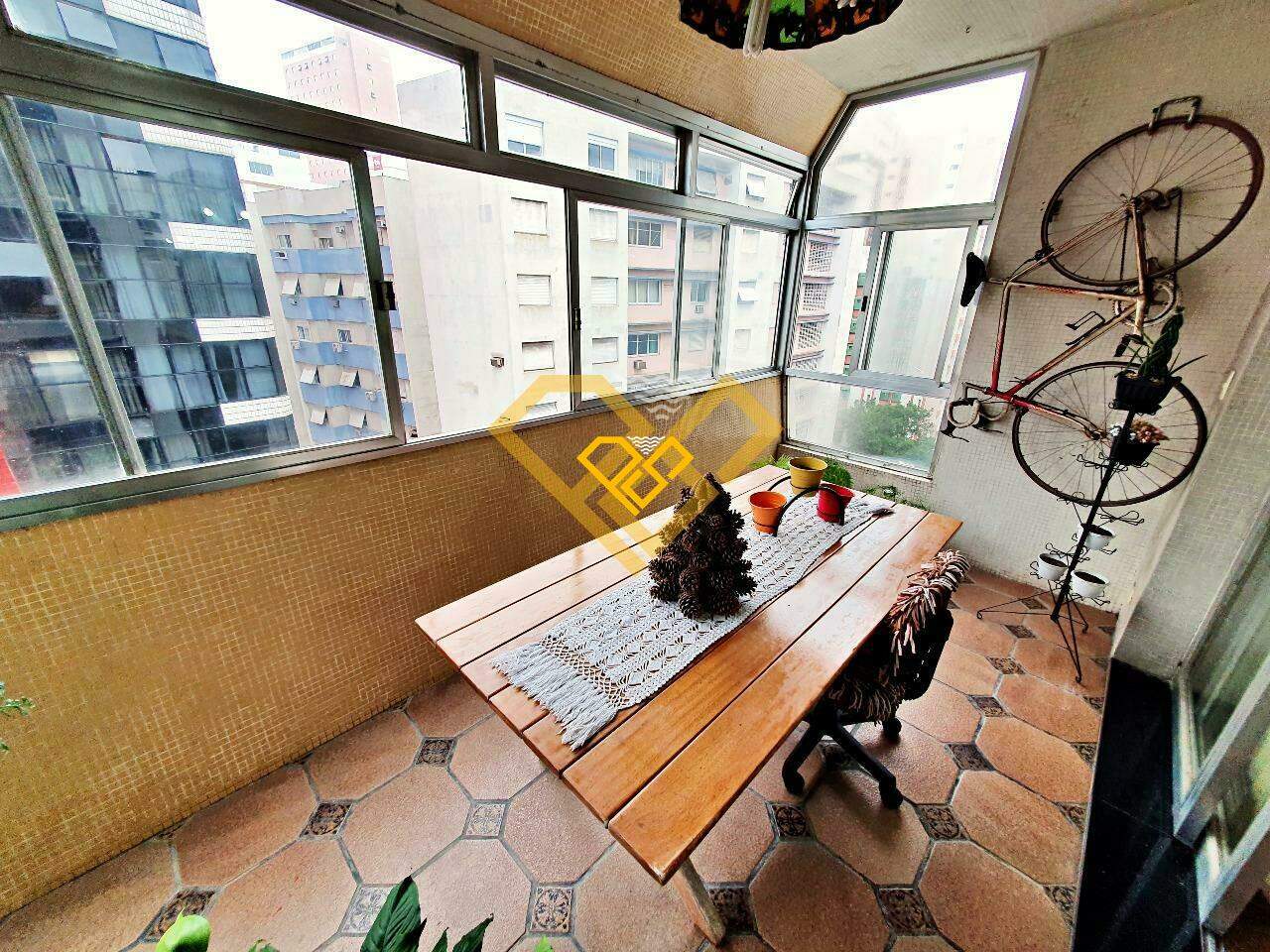Apartamento à venda no Gonzaga: 