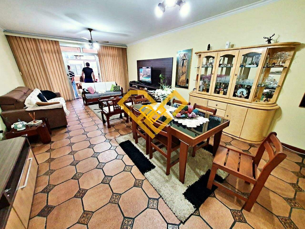 Apartamento à venda no Gonzaga: 