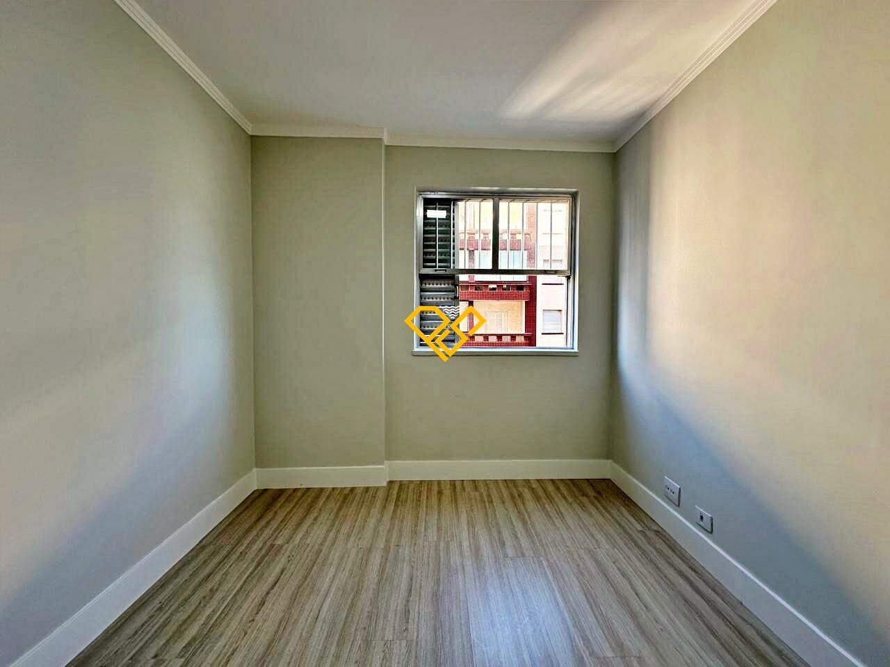 Apartamento à venda no Embaré: Dormitório 2