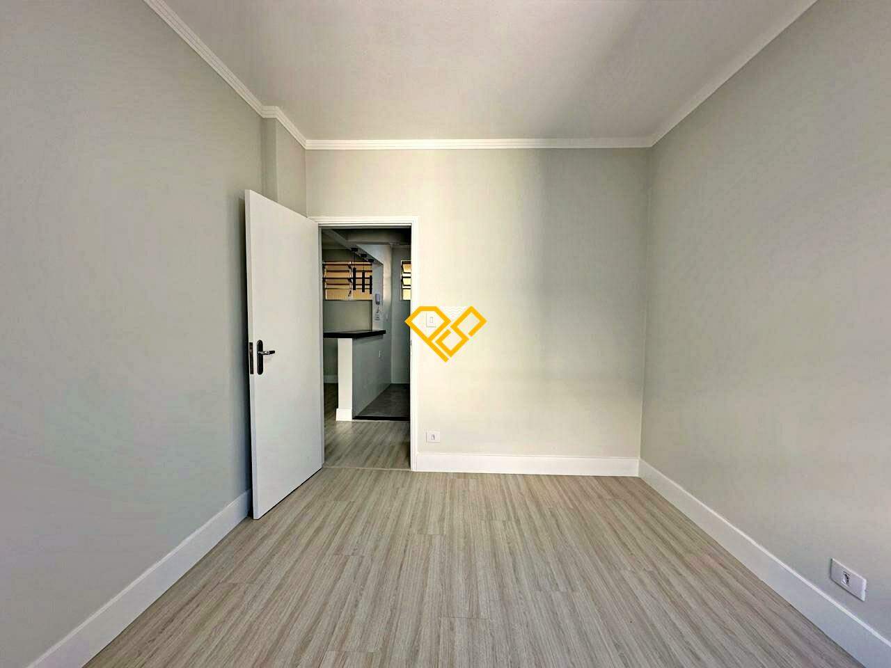 Apartamento à venda no Embaré: Dormitório 1