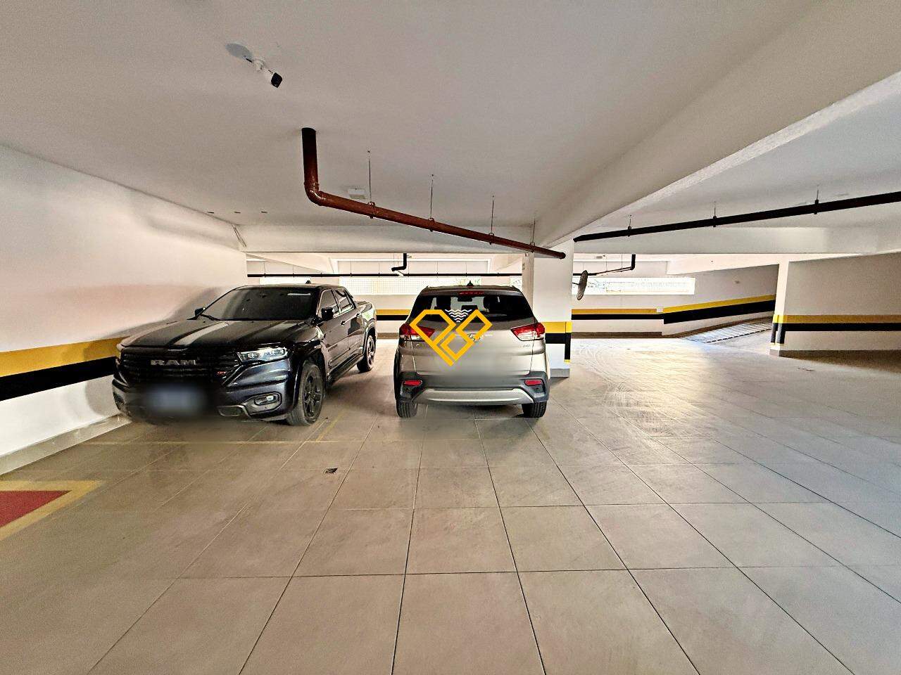 Apartamento à venda no Boqueirão: Garagem
