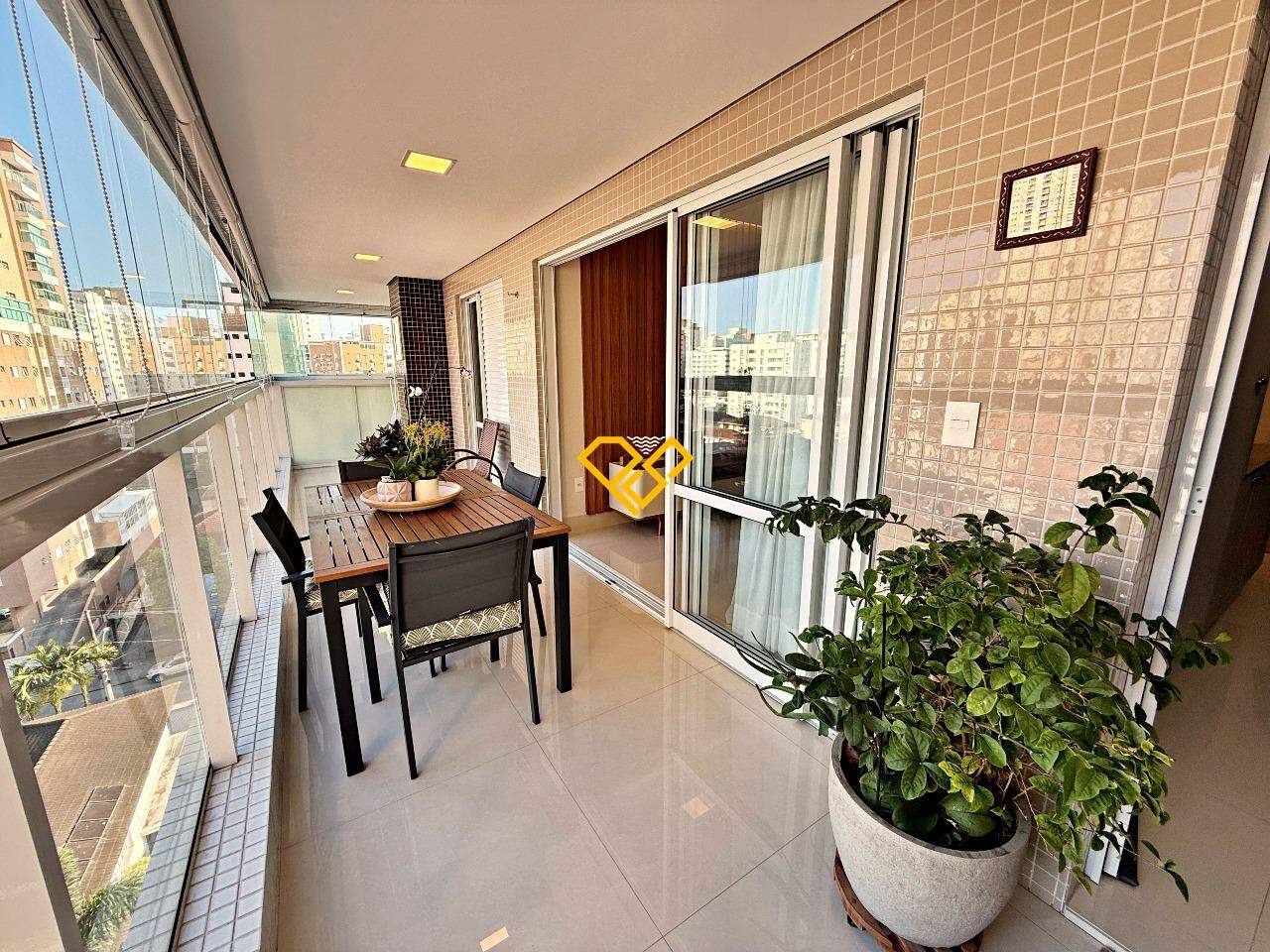 Apartamento à venda no Boqueirão: