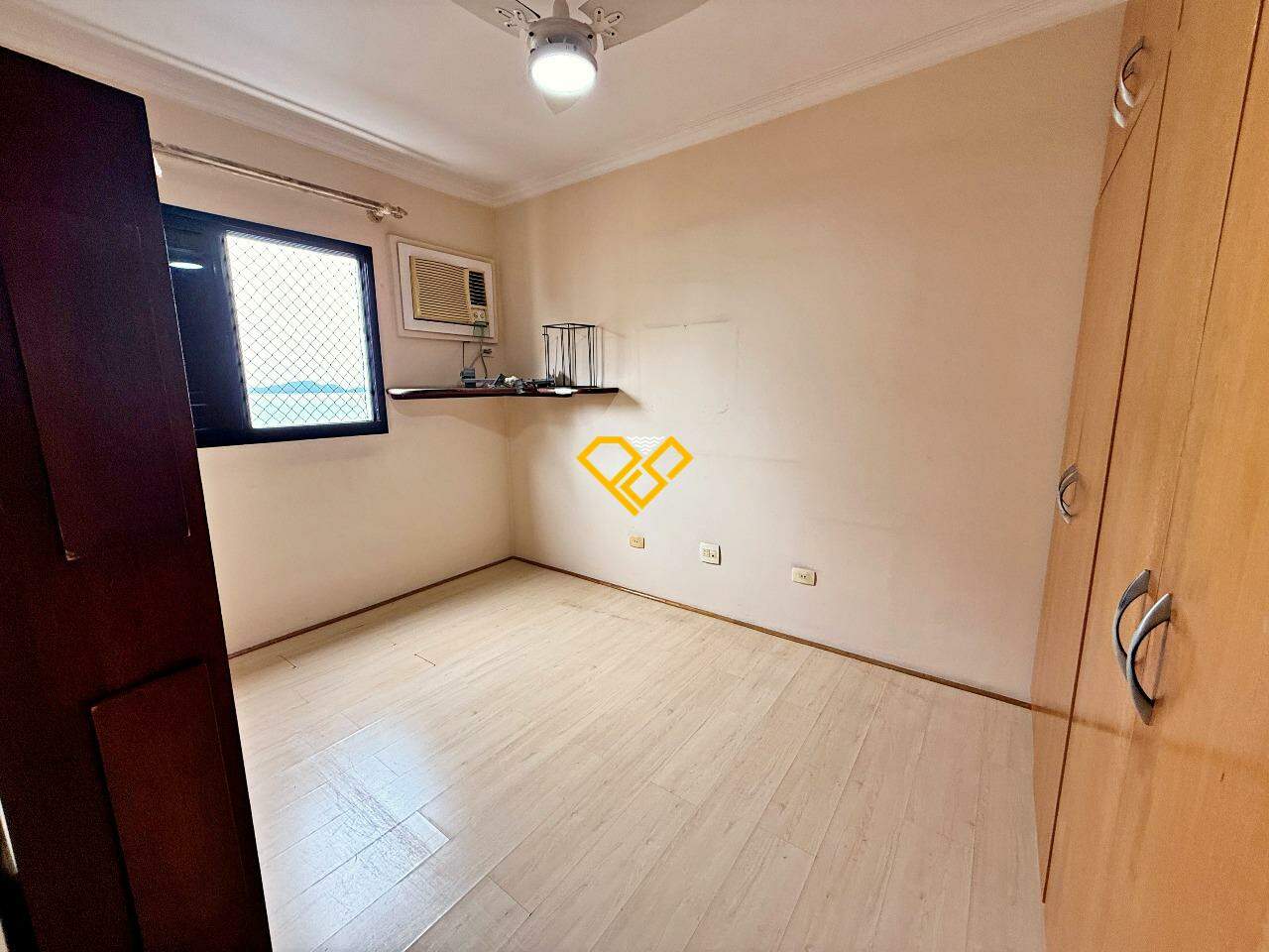 Apartamento à venda no Embaré: Dormitório 2