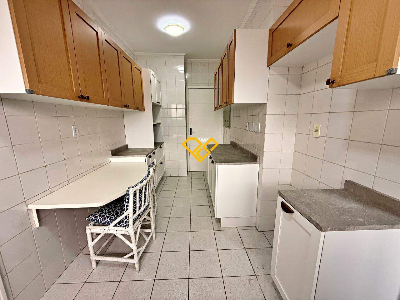 Apartamento à venda no Embaré: Cozinha