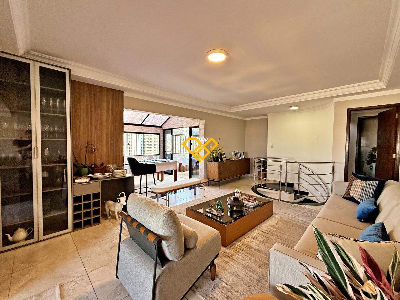 Cobertura à venda no Vila Mathias: Sala 2° andar