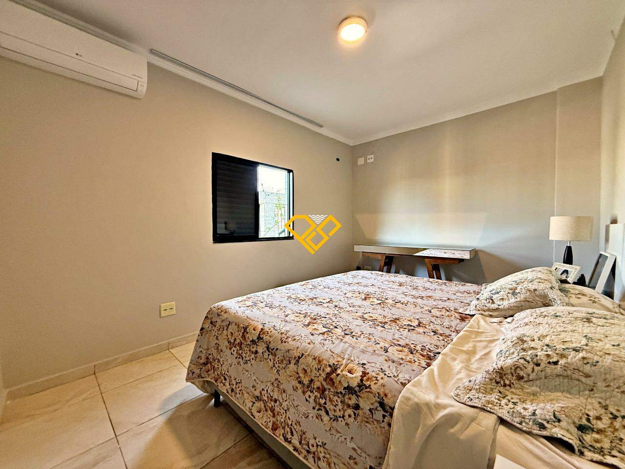 Cobertura à venda no Vila Mathias: Dormitório 1 - suíte