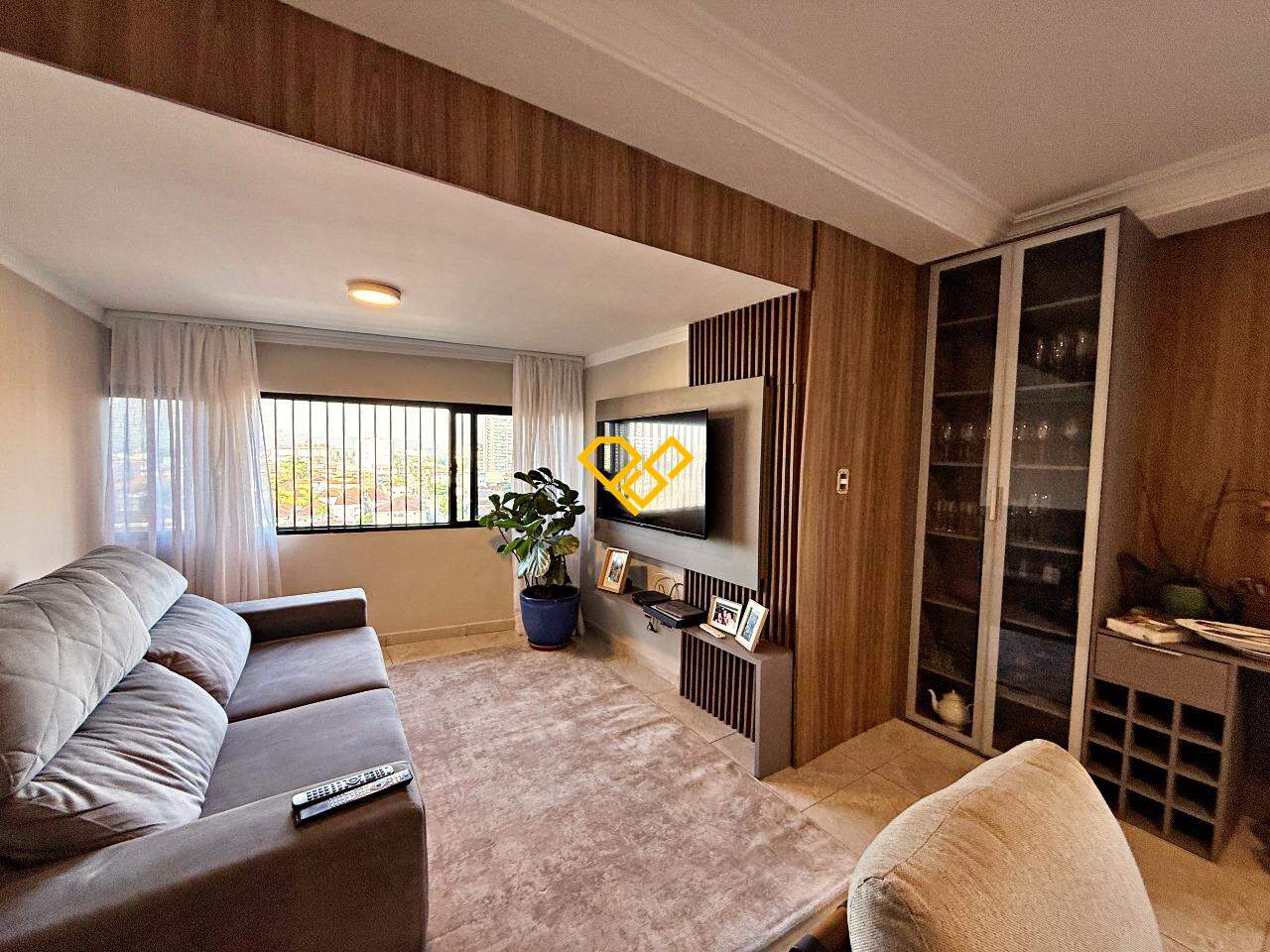 Cobertura à venda no Vila Mathias: Sala 2° andar