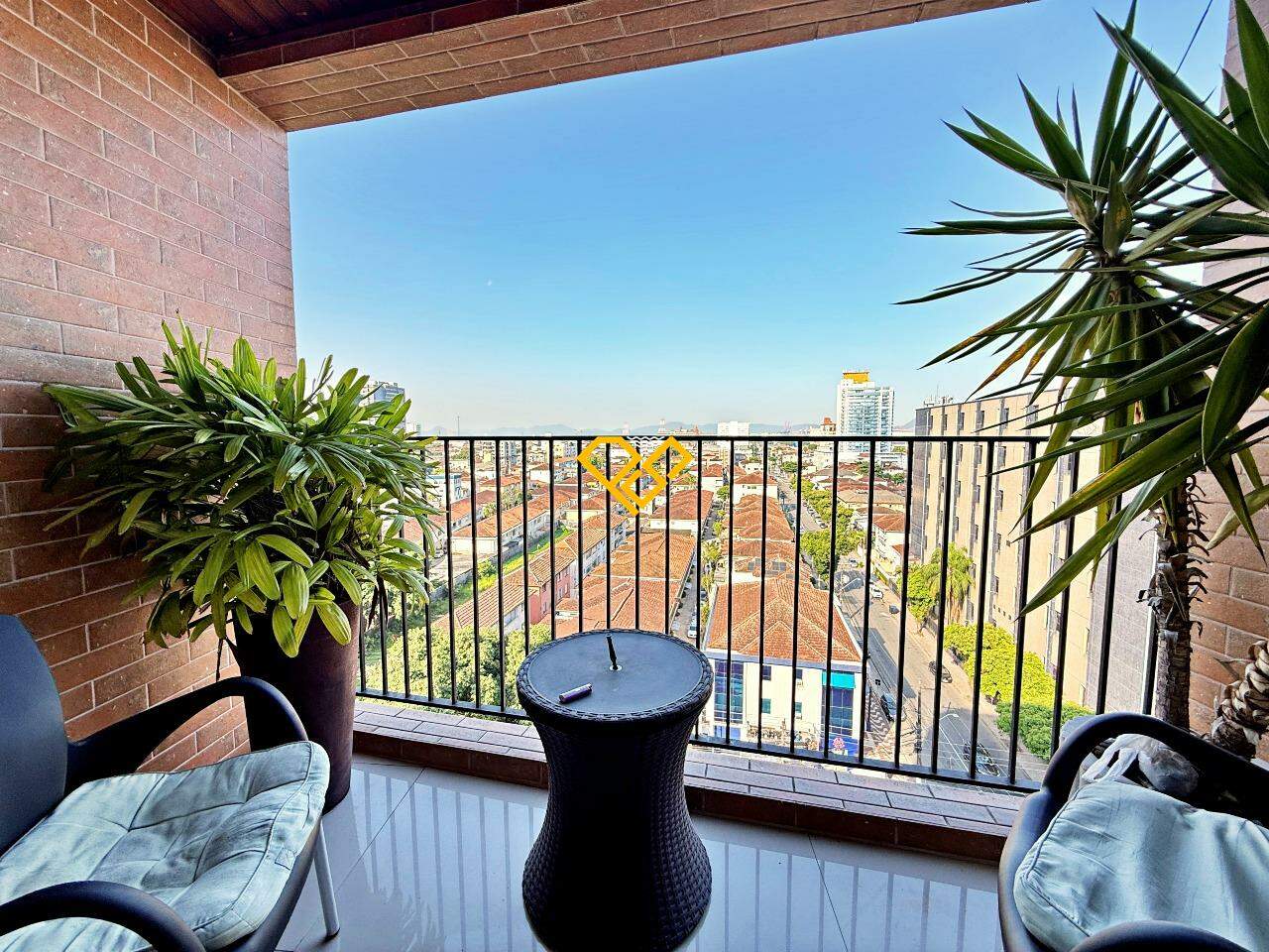 Cobertura à venda no Vila Mathias: Varanda