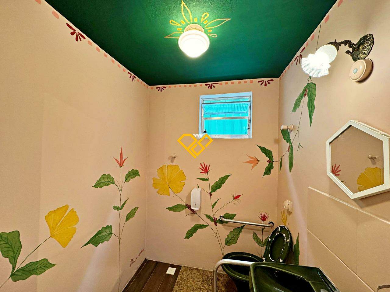Casa para aluguel no Aparecida: Wc social