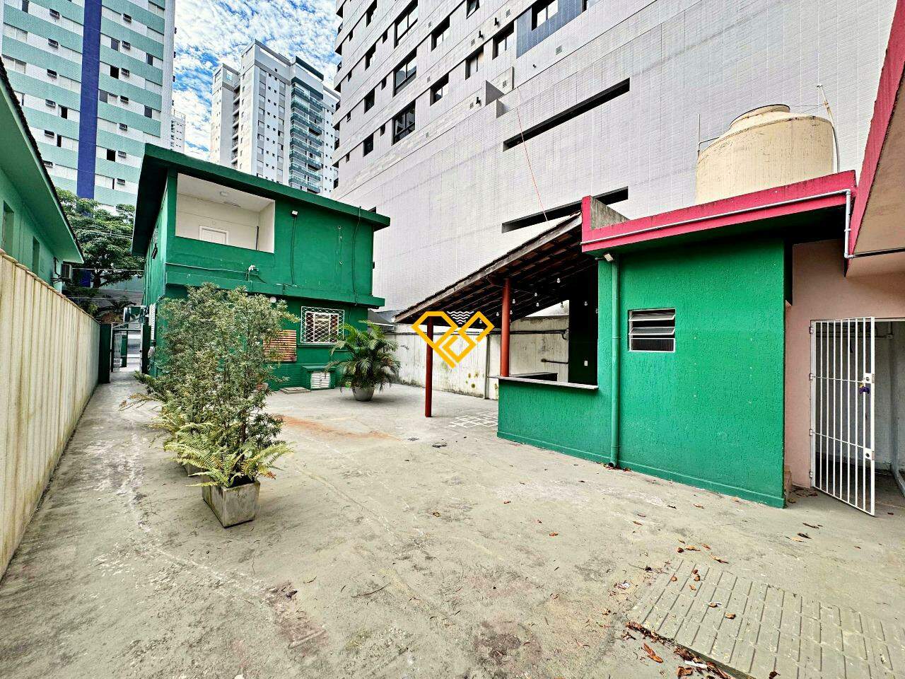 Casa para aluguel no Aparecida: Área externa