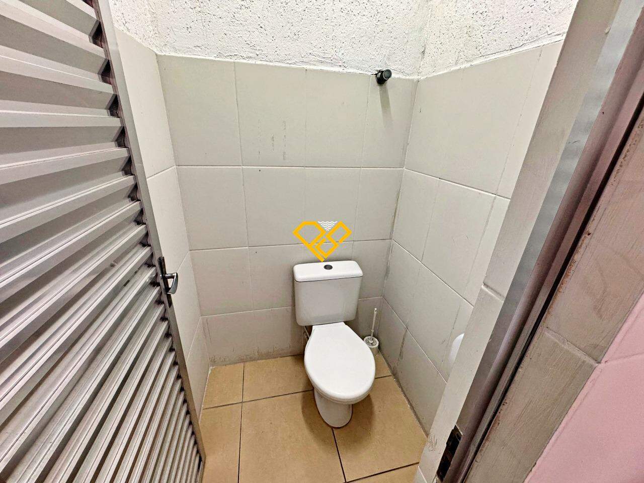 Casa para aluguel no Aparecida: Wc de serviço 1