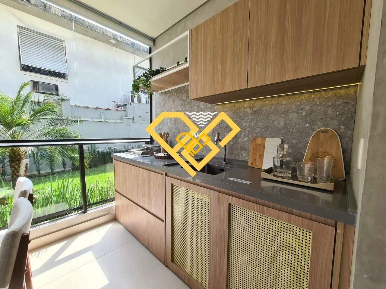 Apartamento à venda no Ponta da Praia: 