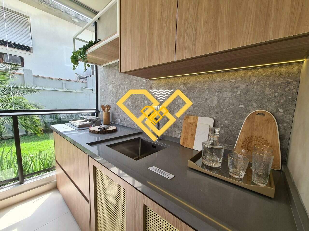 Apartamento à venda no Ponta da Praia: