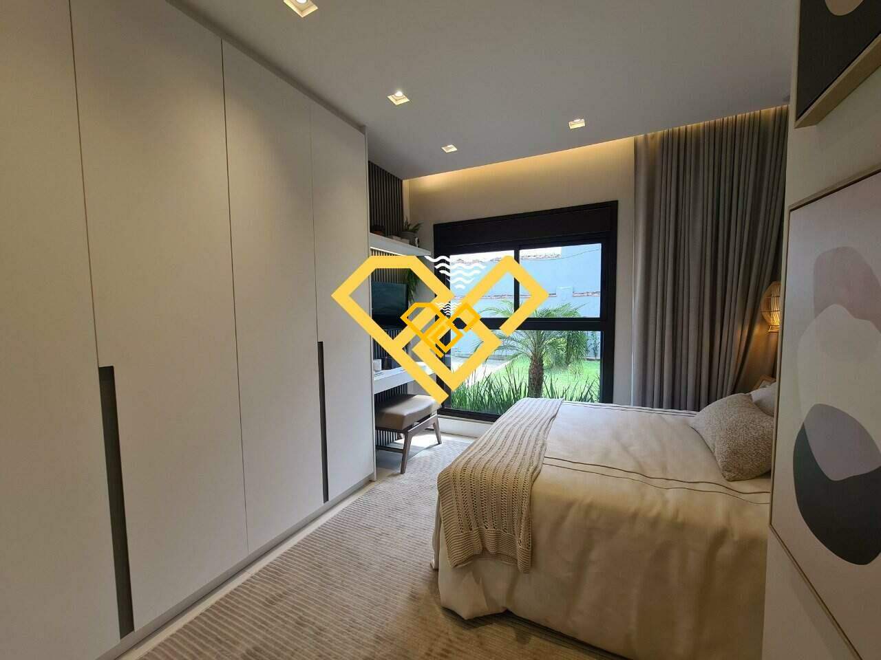 Apartamento à venda no Ponta da Praia: