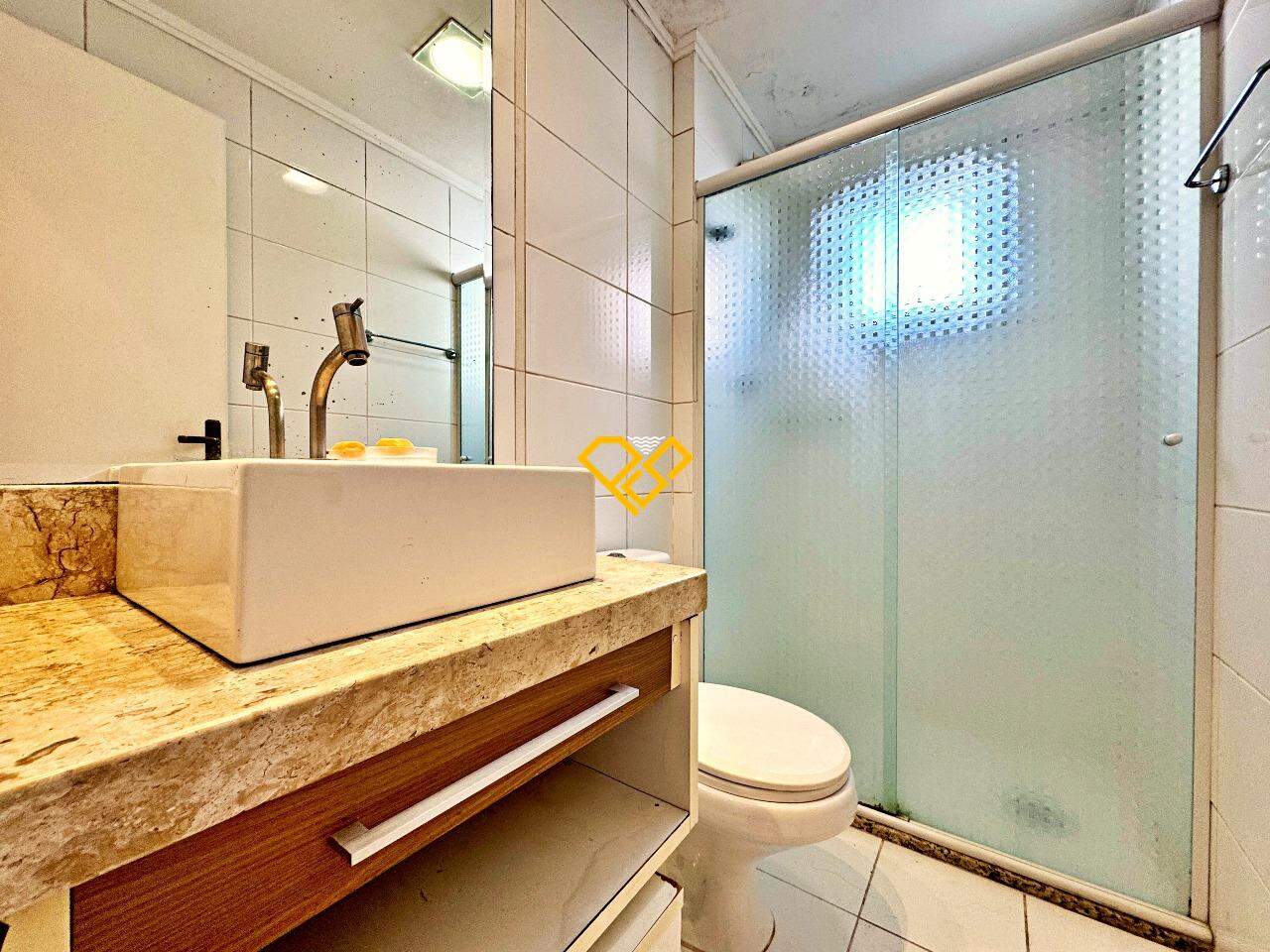 Apartamento à venda no Gonzaga: Wc social
