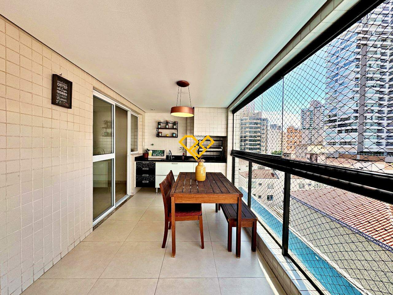 Apartamento à venda no Gonzaga: Varanda