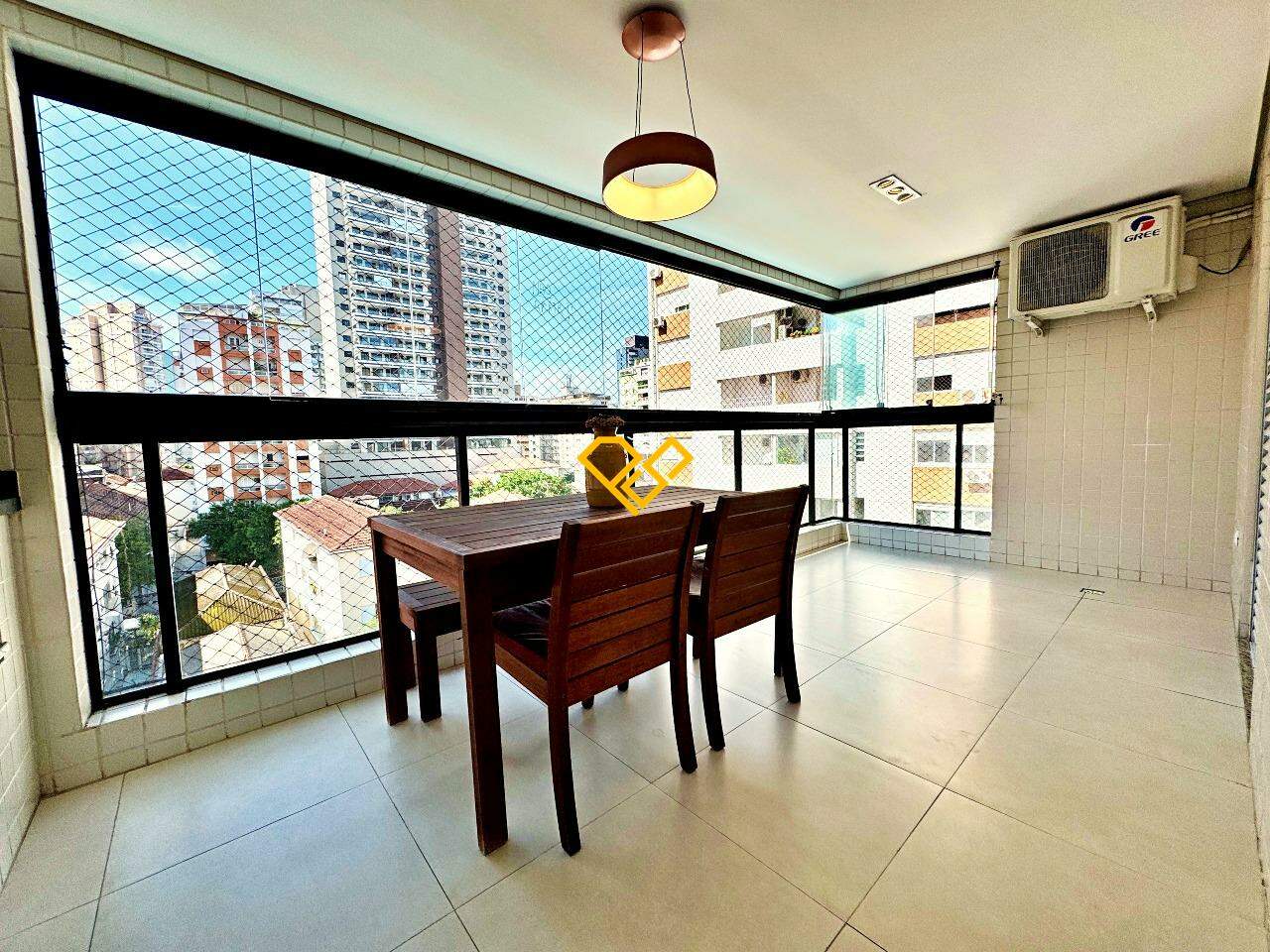 Apartamento à venda no Gonzaga: Varanda