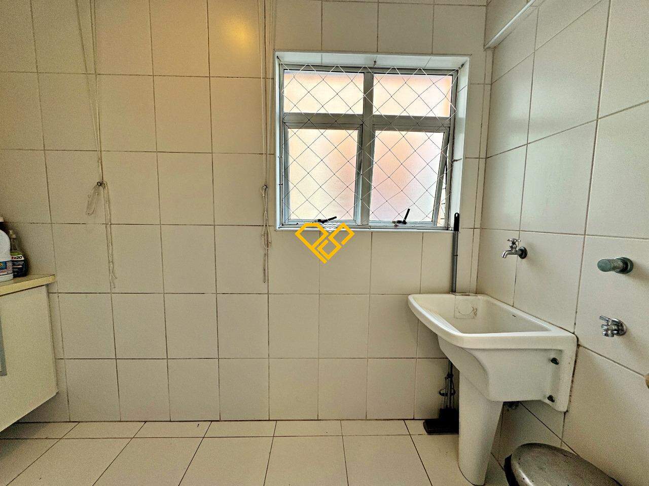 Apartamento à venda no Gonzaga: Área de serviço