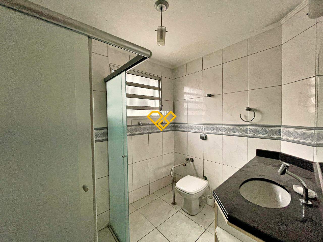 Apartamento à venda no Embaré: Wc social