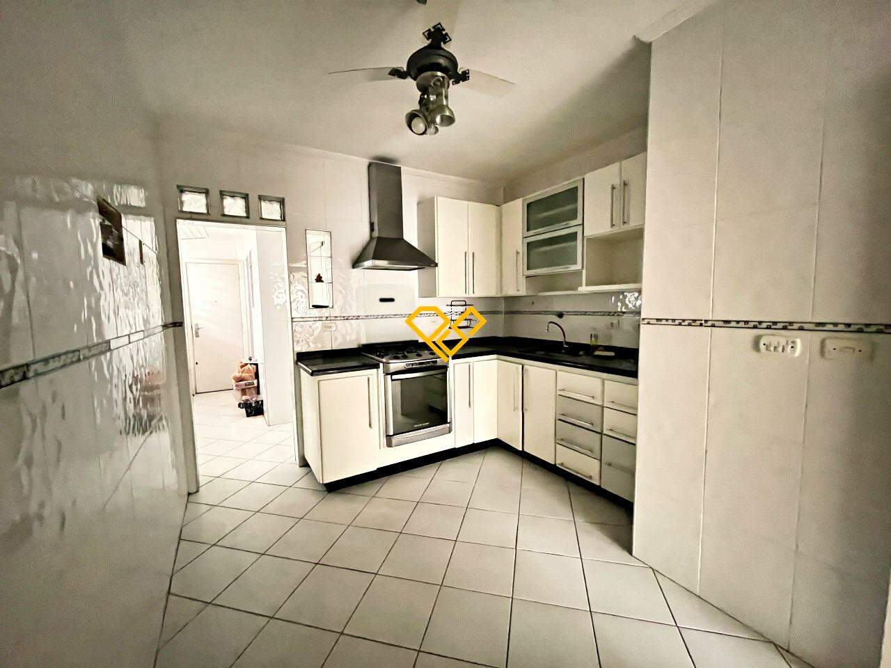 Apartamento à venda no Embaré: Cozinha