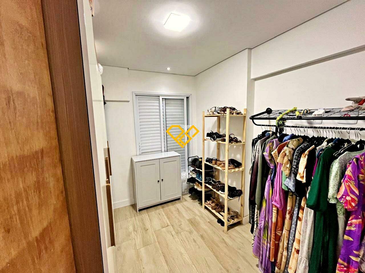 Apartamento à venda no Macuco: Dormitório 2