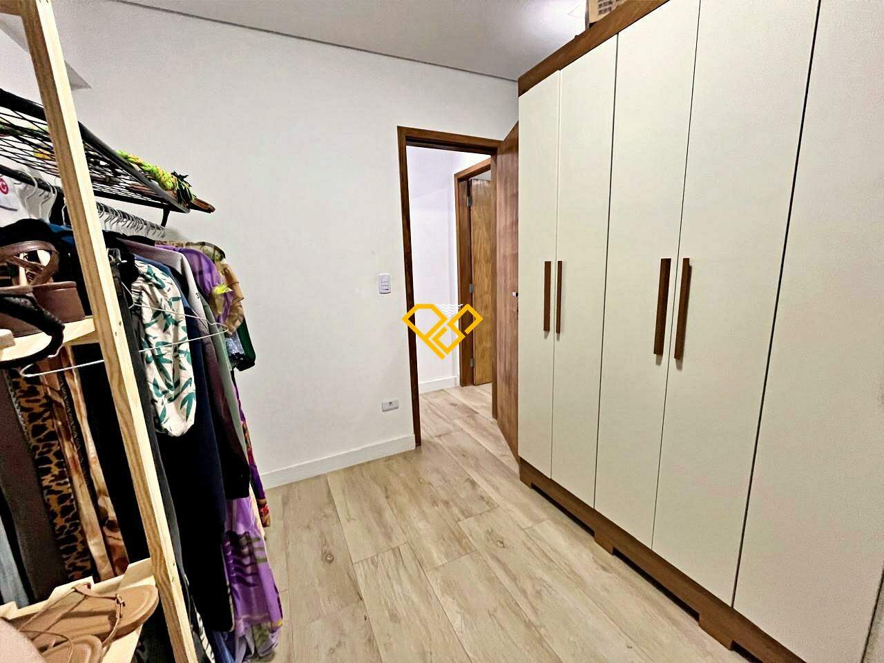 Apartamento à venda no Macuco: Dormitório 2