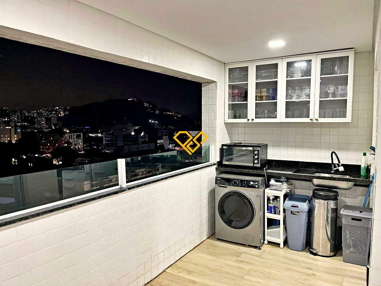 Apartamento à venda no Macuco: Área de serviço
