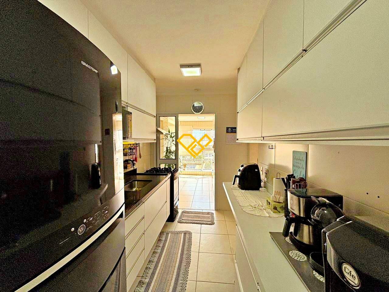 Apartamento à venda no Gonzaga: Cozinha
