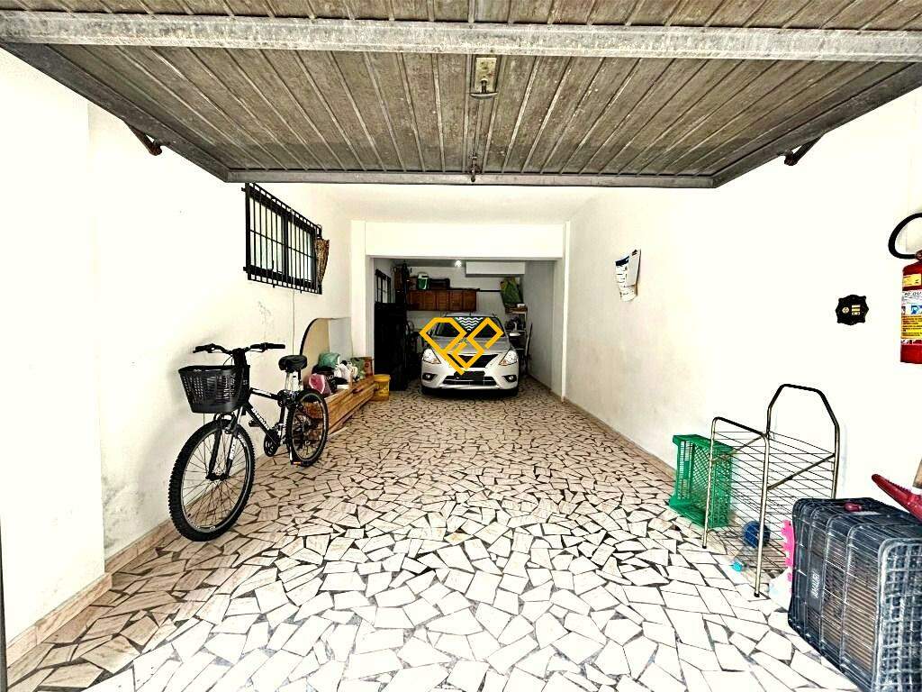Cobertura à venda no Ponta da Praia: Garagem