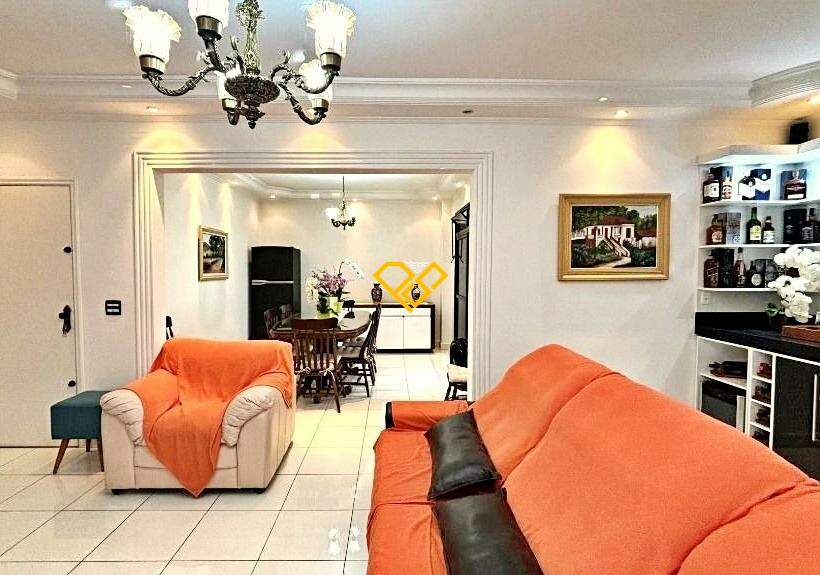 Cobertura à venda no Ponta da Praia: Sala 2° andar