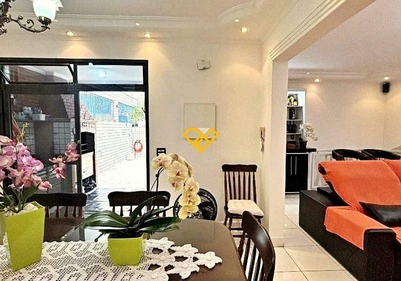 Cobertura à venda no Ponta da Praia: Sala 2° andar