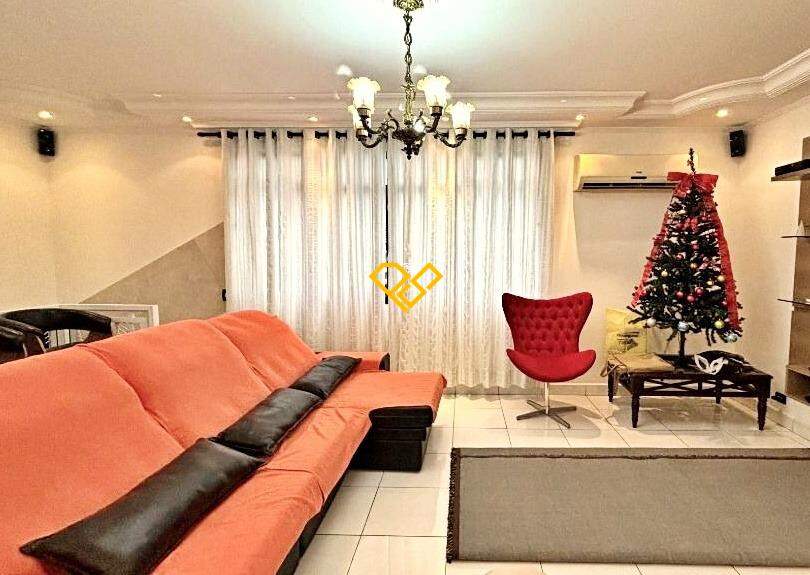 Cobertura à venda no Ponta da Praia: Sala 2° andar