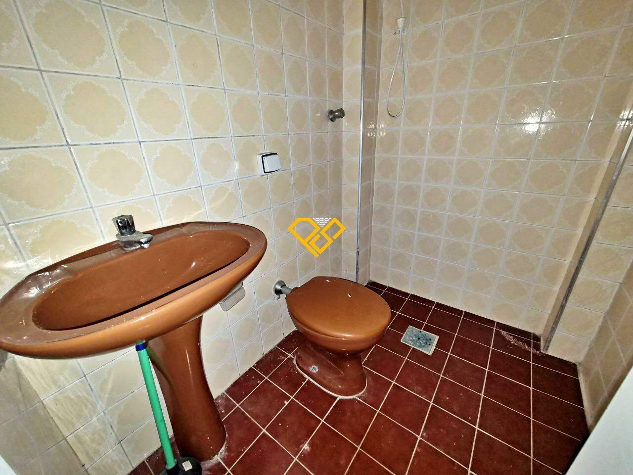 Apartamento à venda no Aparecida: Wc de serviço