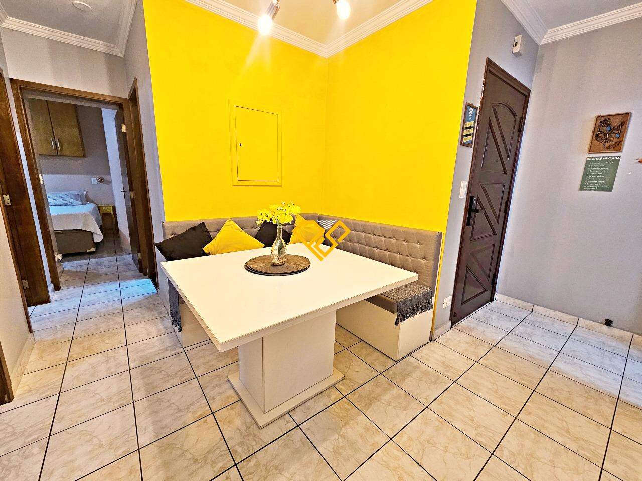 Apartamento para aluguel no Ponta da Praia: Sala