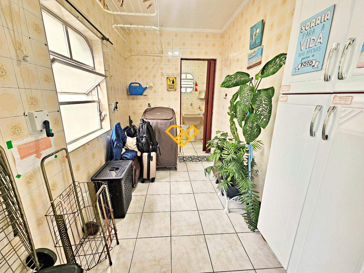 Apartamento para aluguel no Ponta da Praia: Área de serviço